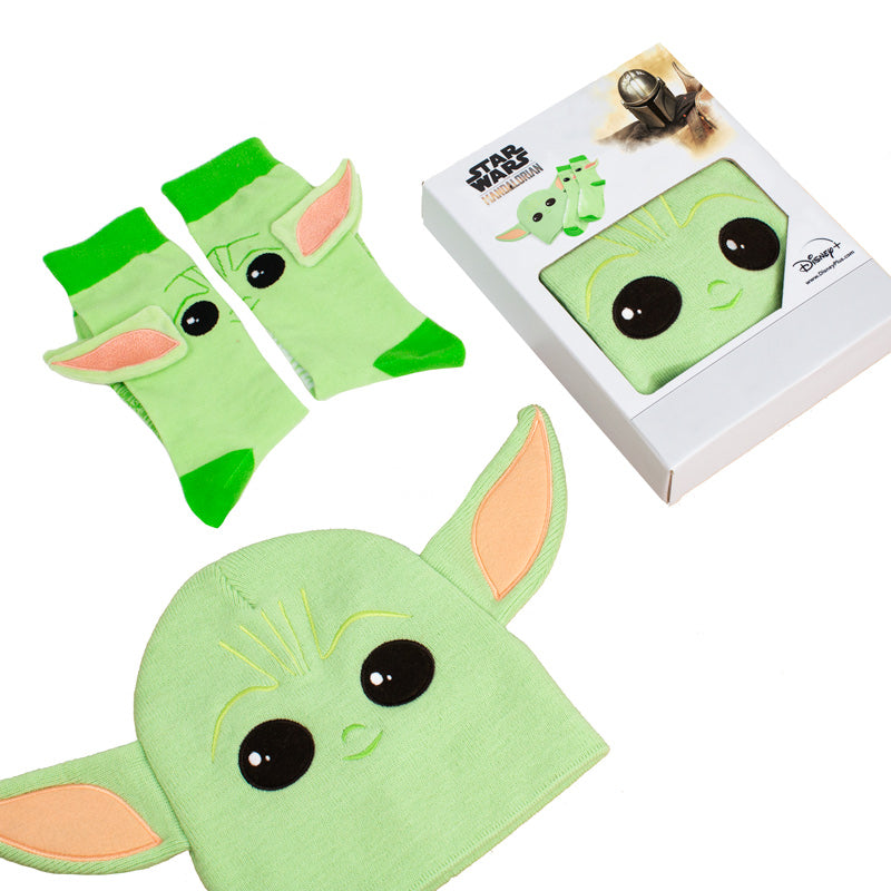 Official Star Wars The Mandalorian The Child / Baby Yoda Gift Set (Beanie + Socks) - Merchandise by Numskull Designs The Chelsea Gamer