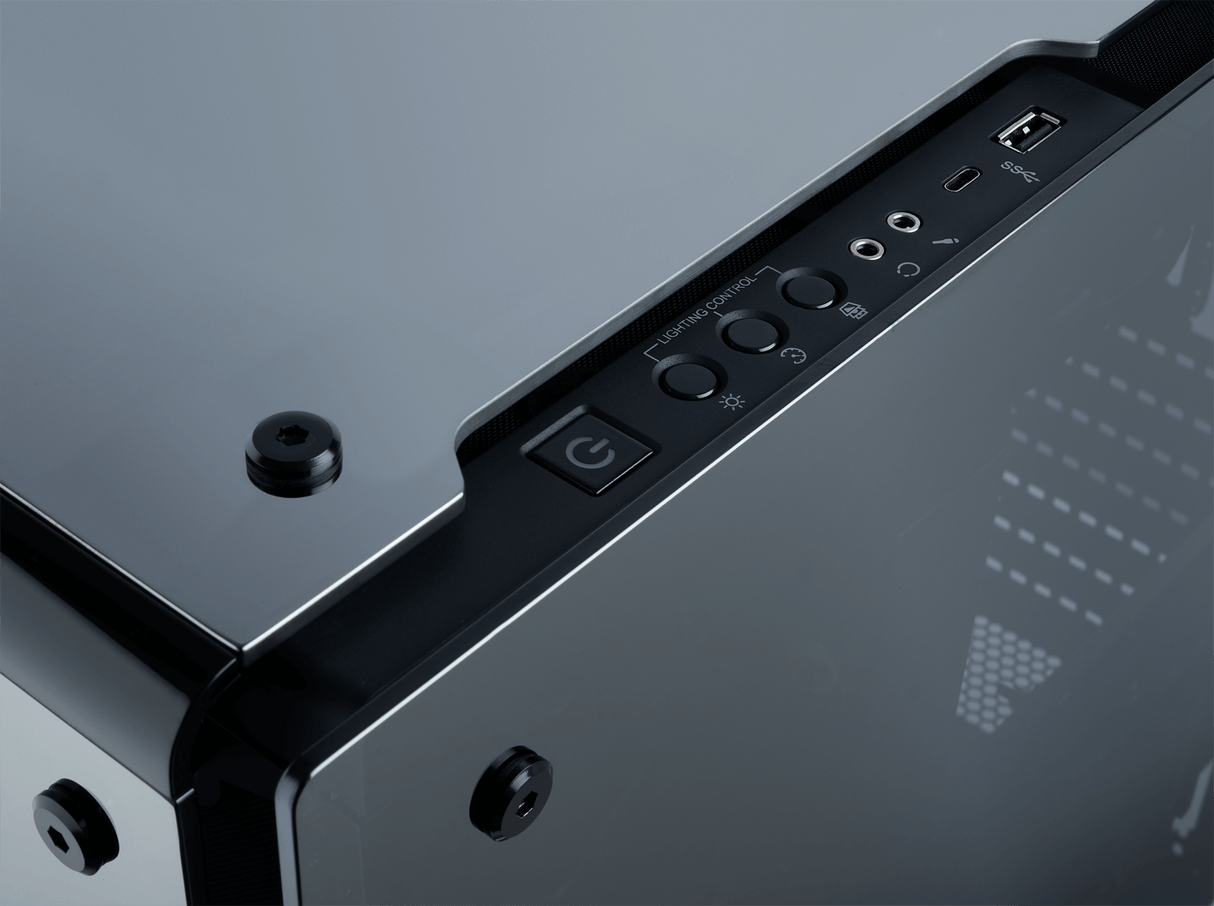 Corsair Crystal Series 570X - Core Components by Corsair The Chelsea Gamer