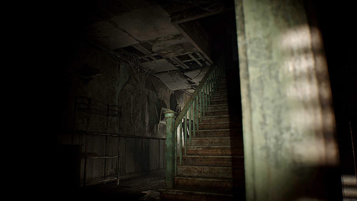 Resident Evil 7 Biohazard - PlayStation Hits - Video Games by Capcom The Chelsea Gamer