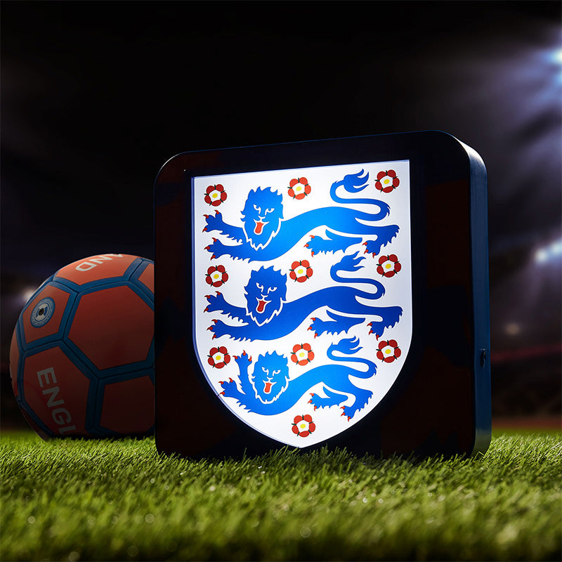 Numskull - Official England 3D Desk Lamp / Wall Light - Merchandise by Numskull Designs The Chelsea Gamer
