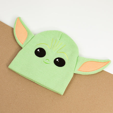 Official Star Wars The Mandalorian The Child / Baby Yoda Gift Set (Beanie + Socks) - Merchandise by Numskull Designs The Chelsea Gamer