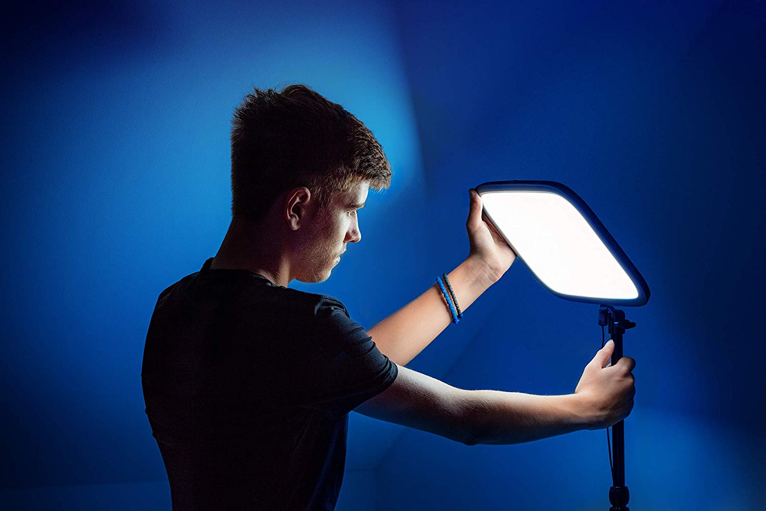 Elgato Key Light With Pole Mount - Lighting by Elgato The Chelsea Gamer