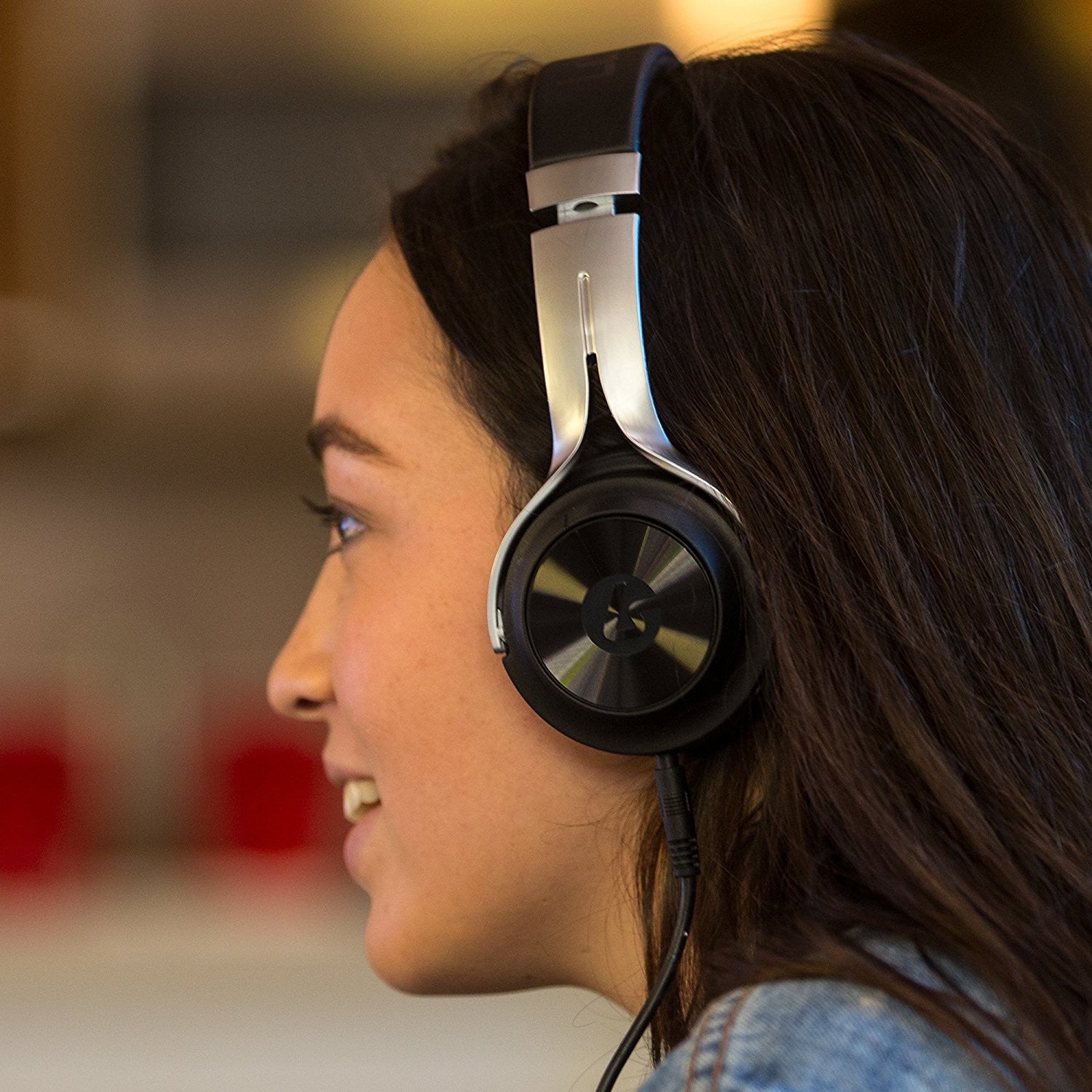 LucidSound LS20 Universal Amplified Gaming - Audio by Lucid Audio The Chelsea Gamer