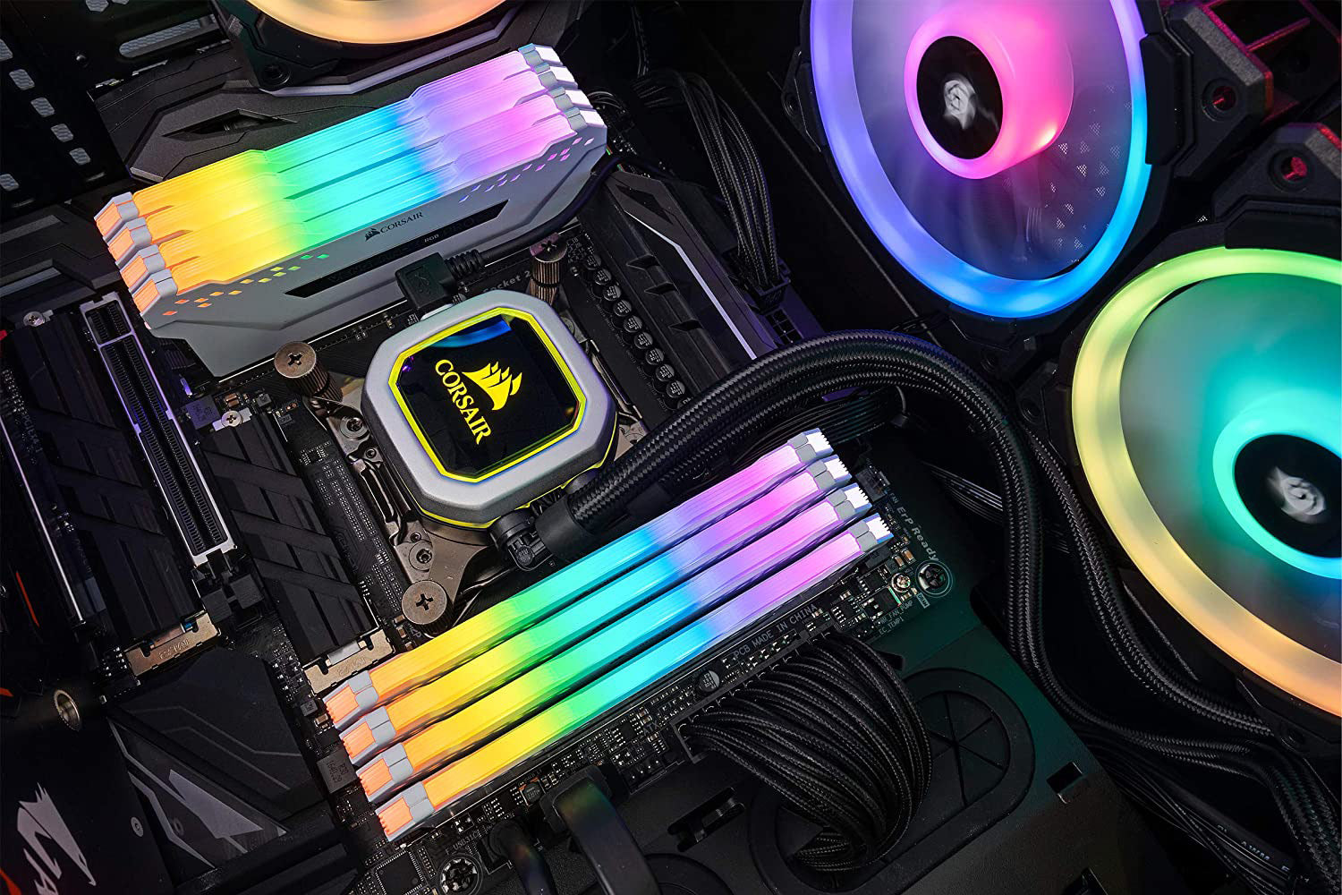 Corsair Vengeance CMW16GX4M2C3000C15W memory module 16 GB 2 x 8 GB DDR4 3000 MHz - Core Components by Corsair The Chelsea Gamer