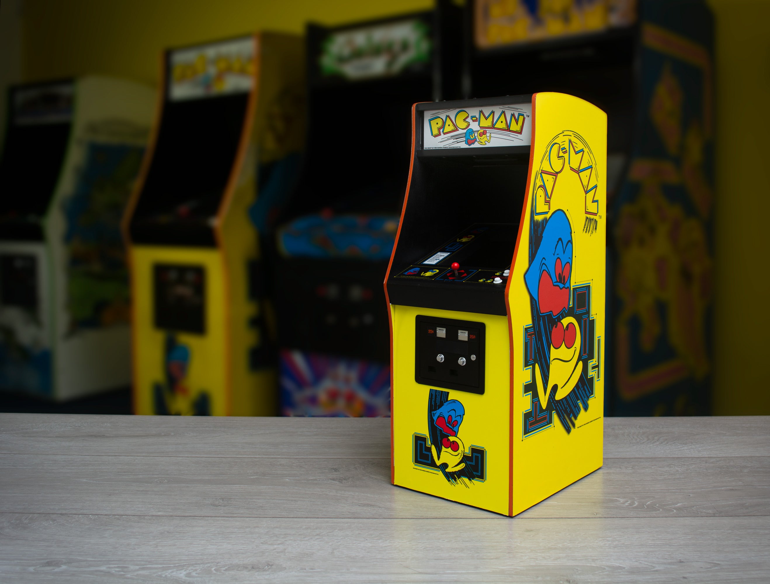 Replica PAC-MAN ¼ scale arcade cabinet - Console pack by Rubber Road The Chelsea Gamer